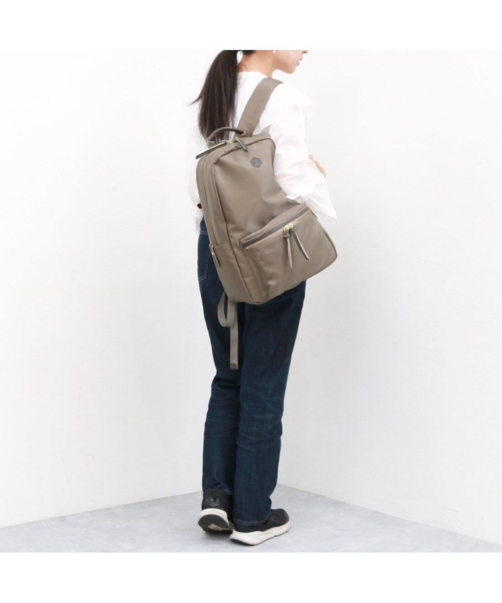 UNBILLION 【テレビ ドラマ着用アイテム】ペルケ perche / ナイロン牛革付属リュック 