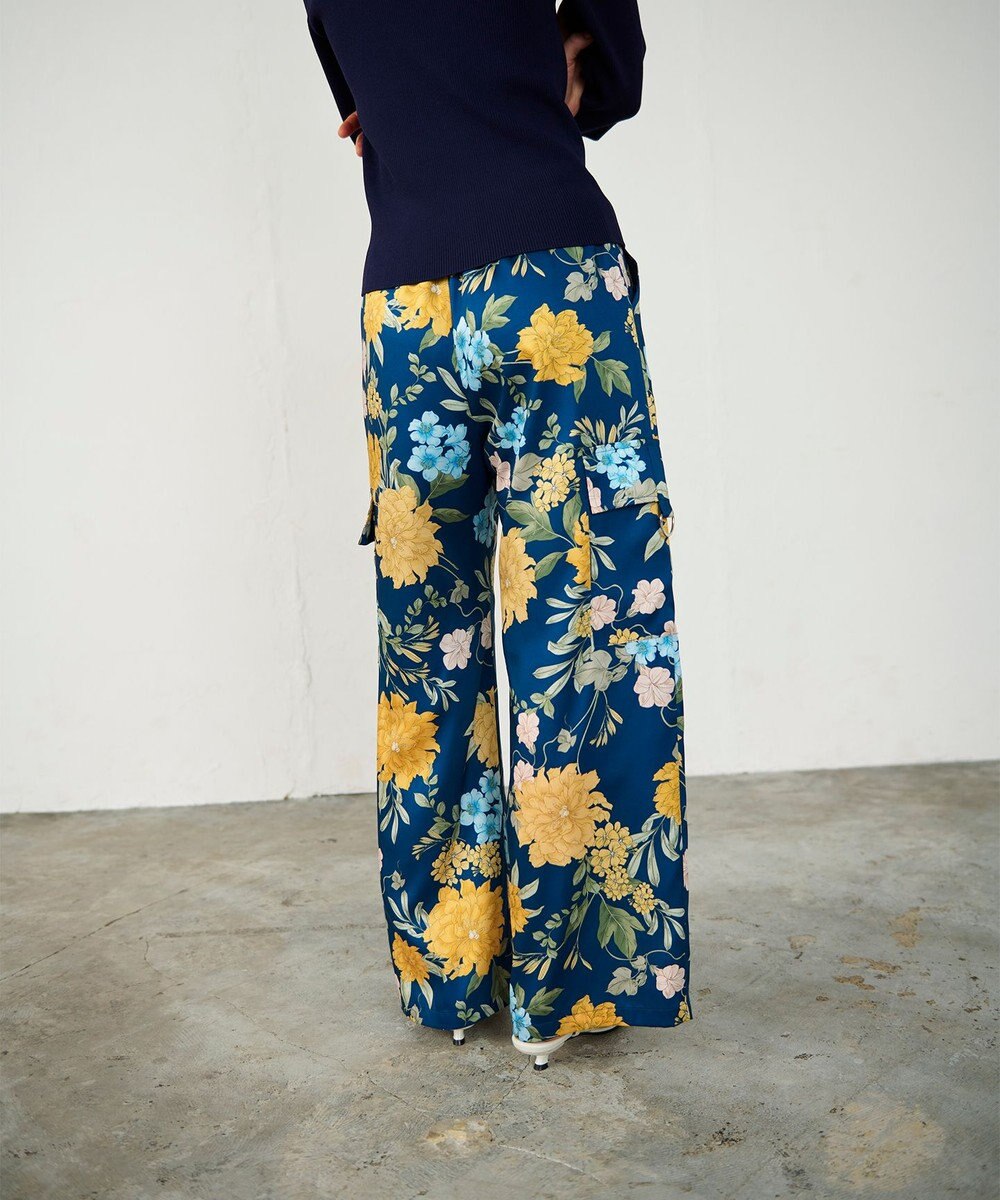 GRACE CONTINENTAL フラワープリントワークパンツ 