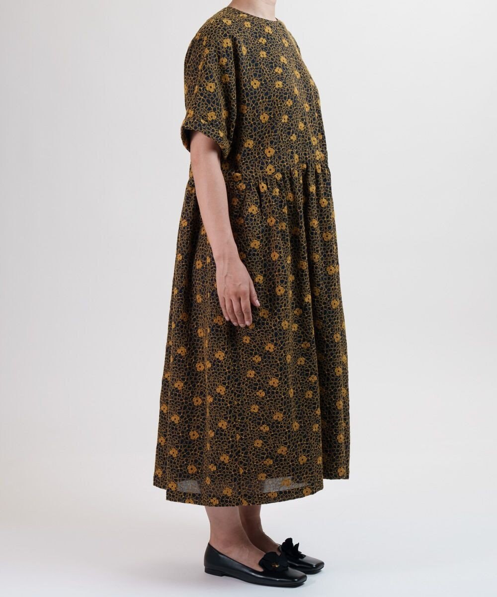 muuc 【手刺繍のような刺繍が美しい】ハイドランジア ドレス 