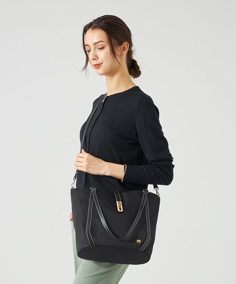 LA BAGAGERIE ひねり金具付きエレガンストート　Mサイズ 