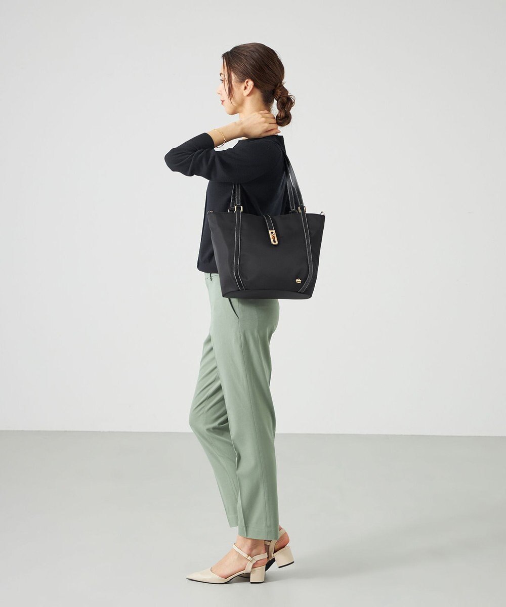 LA BAGAGERIE ひねり金具付きエレガンストート　Mサイズ 