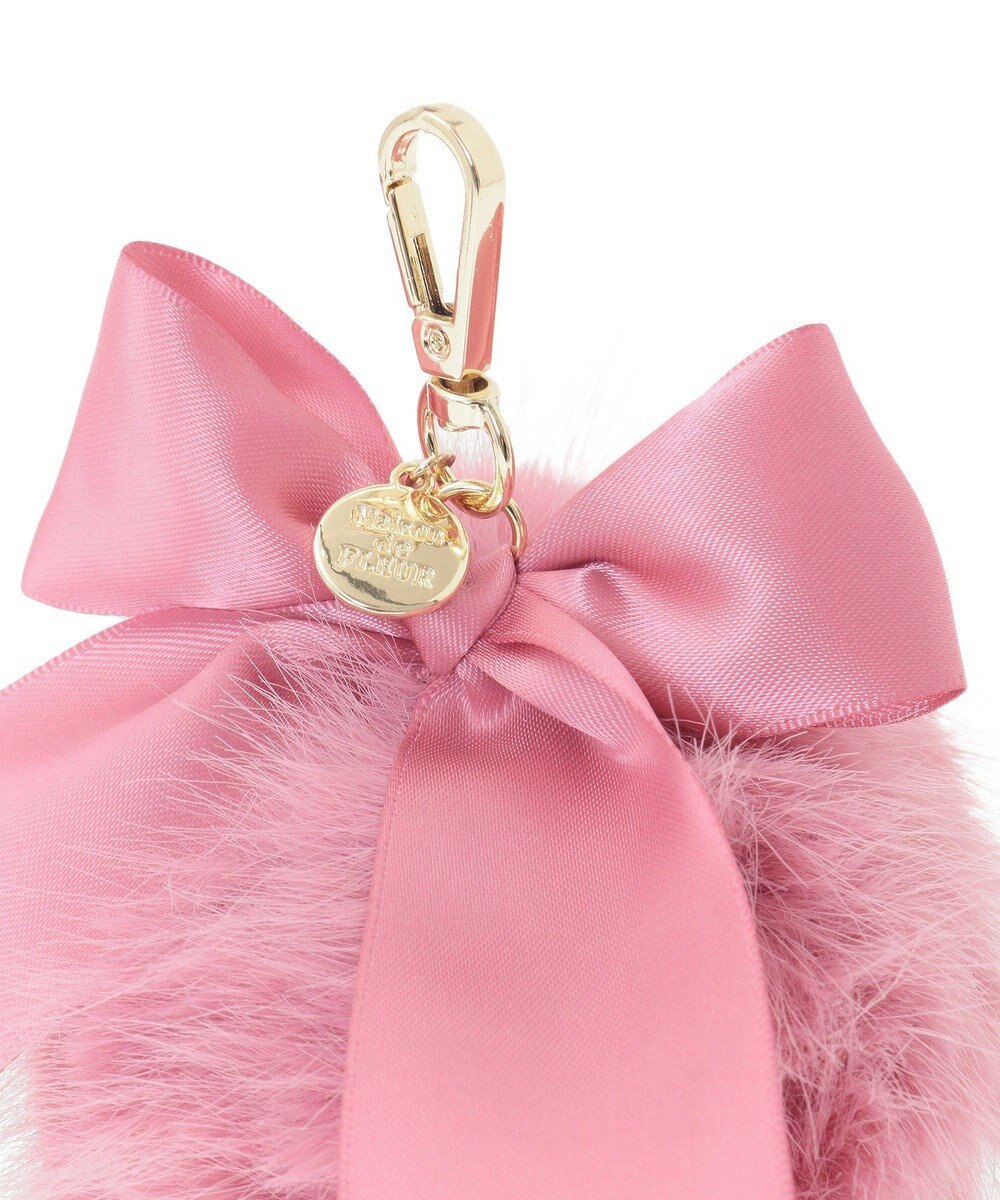 Maison de FLEUR フェイクファーポンポンチャーム 