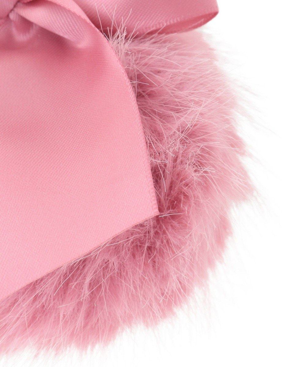 Maison de FLEUR フェイクファーポンポンチャーム 