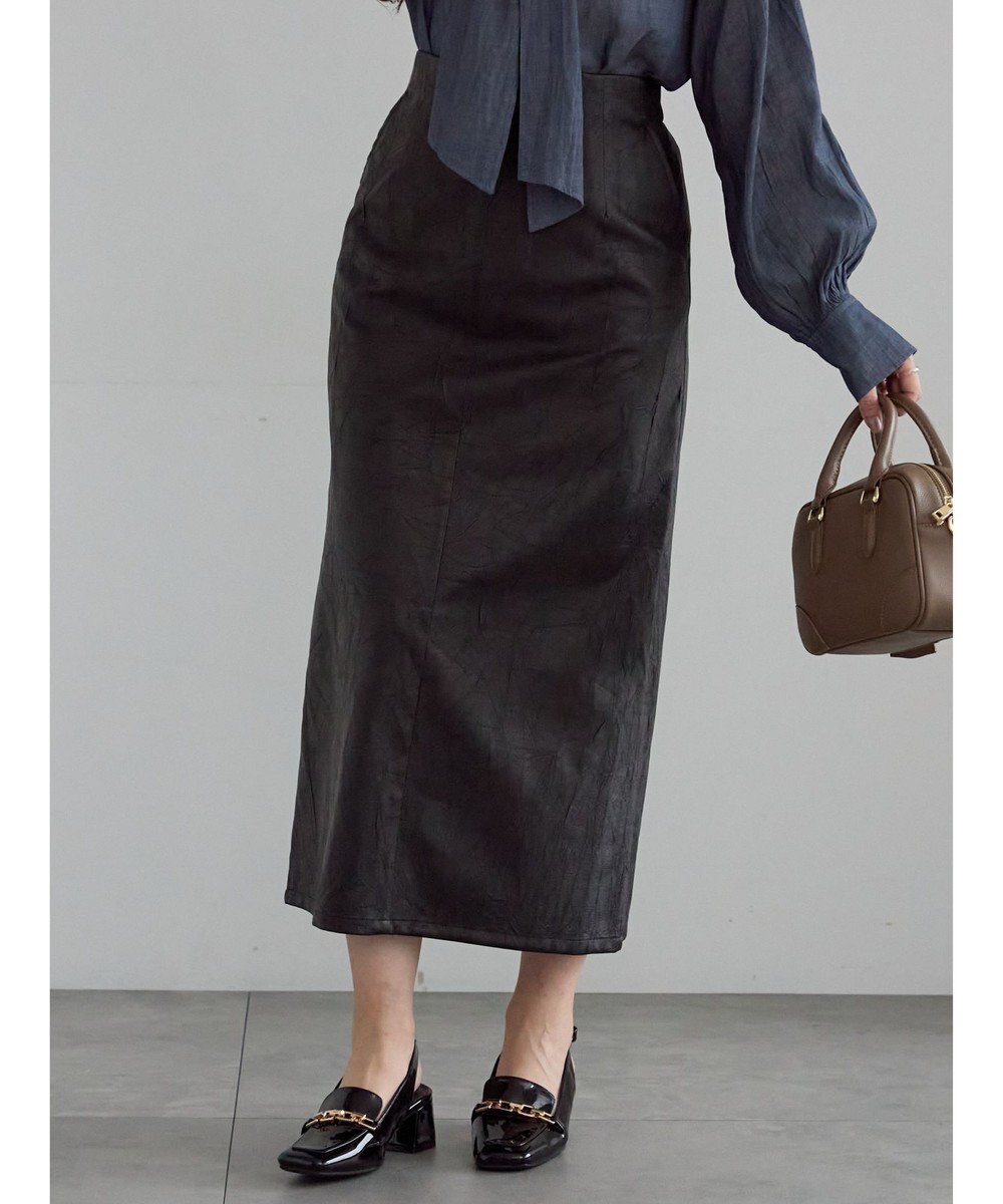 Te chichi クラックレザーライクナロースカート 