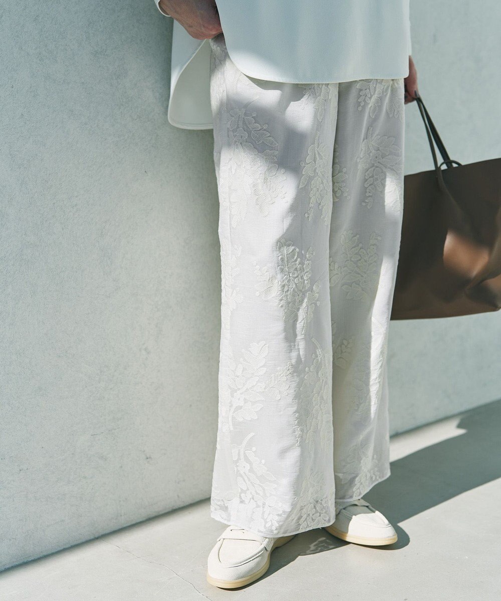 UNFILO 【ウエストゴム】ボタニカル エンブロイダリー パンツ 