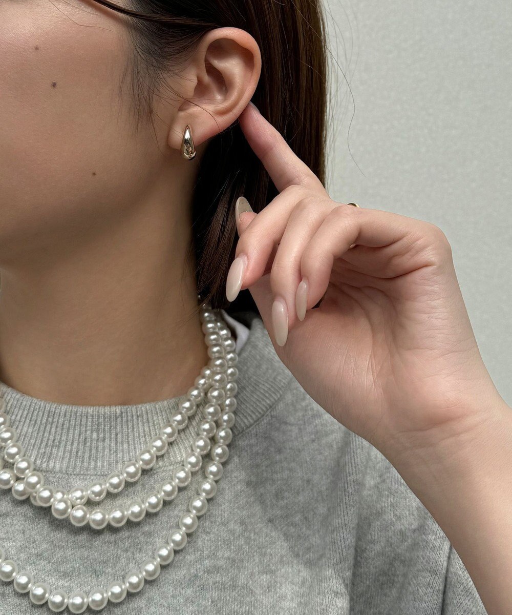 Phoebe 【金属アレルギー対応】【痛くないシリーズ】ぷっくりモードクリスタルループフィットイヤリング　シルバー 