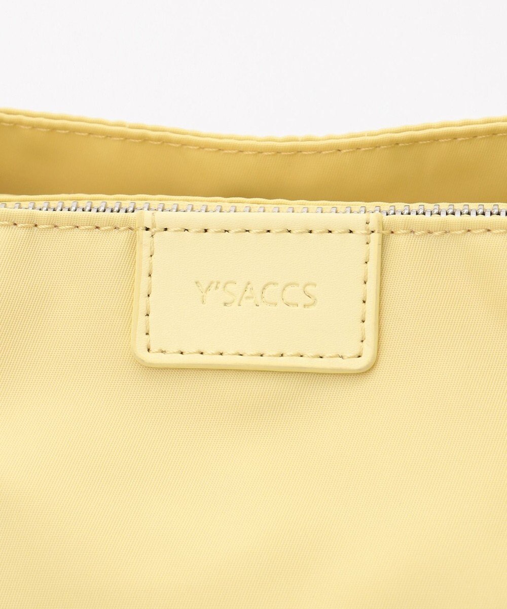 Y'SACCS 【大人のおしゃれ手帖10月号掲載】市川実和子×Y'SACCS　ナイロンすっきりトート 