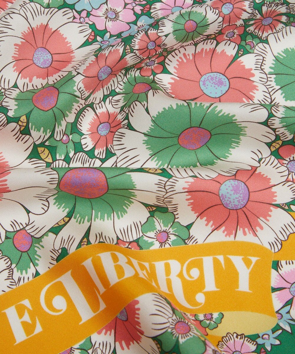LIBERTY. ラブ リバティ シルクスカーフ 45 