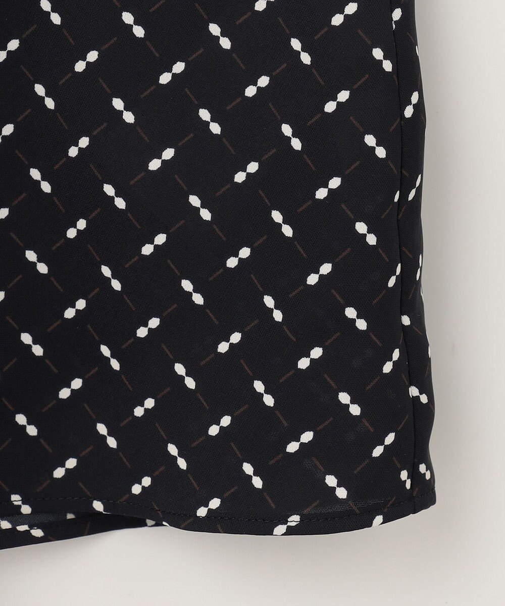 自由区 S 【セットアップ対応・洗える】ライトサテン8分袖 ブラウス 