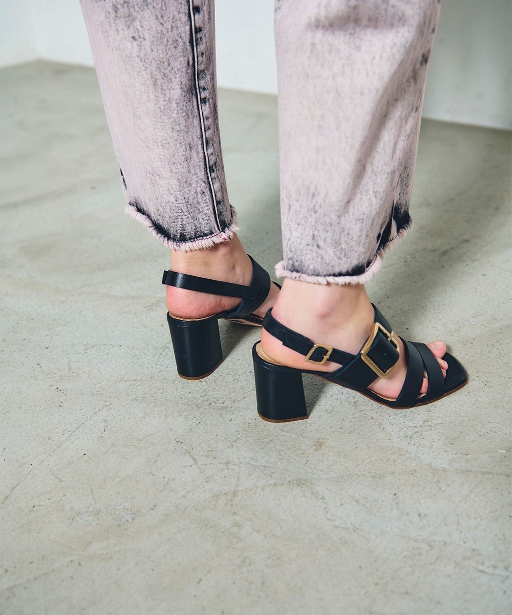 GRACE CONTINENTAL LUCA GROSSI バックルヒール 