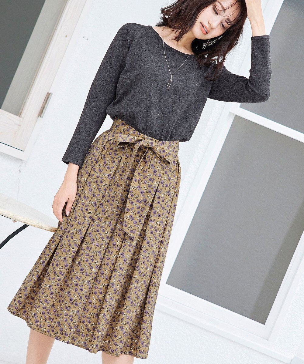 Tiaclasse 【洗える】1枚でコーディネートが決まる花柄ニットドッキングワンピース 