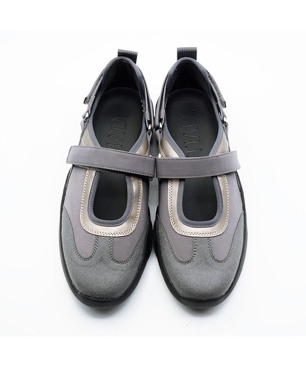 APOM ウォーターレジストメリージェーンスニーカー 