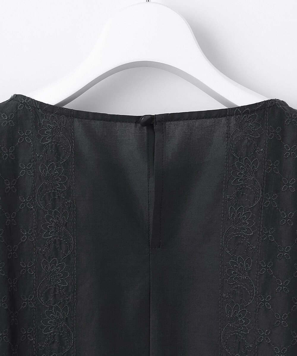 自由区 【接触冷感・洗える】エンブロイダリーローン Tブラウス 