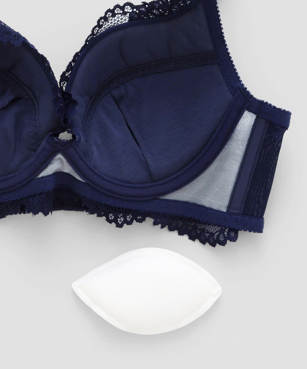 San-ai Resort（三愛水着楽園） 【WEB限定】【northerly bra 楽ちんフィットシリーズU字】 フリルレースブラショーツセット B～Fカップ 【northerly】 