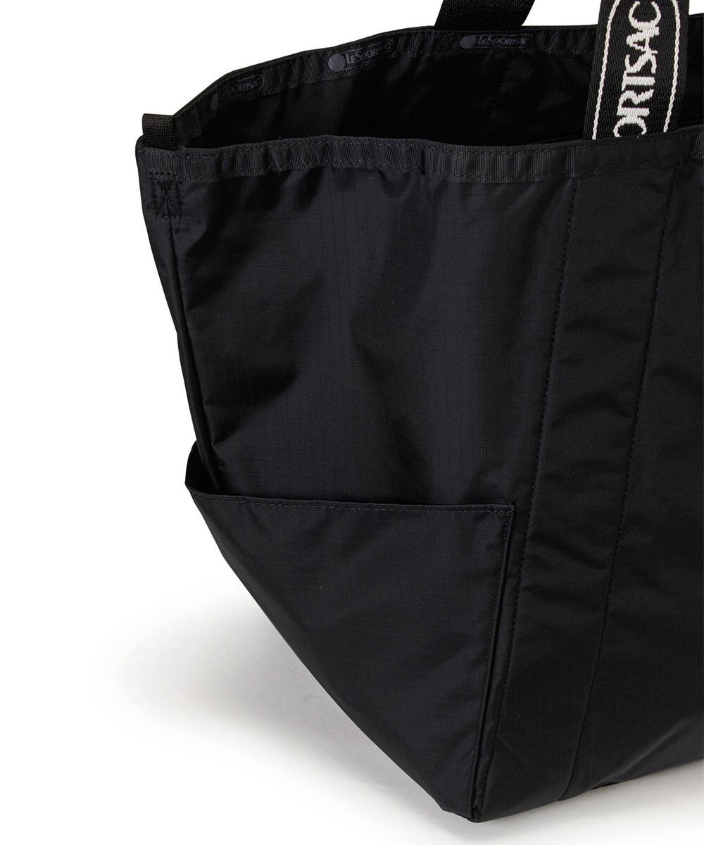 LeSportsac E/W REVERSIBLE PKT TOTE/ロゴジャカードブラックT 