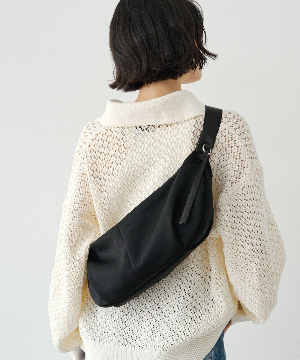 russet ナイロンバナナボディバッグ(CE-1710) 