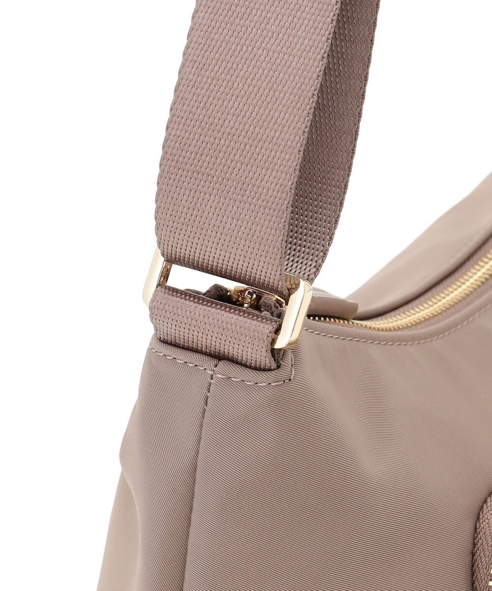 TOCCA 【八木アリサさん着用】OPENING SENSE NYLONBAG ショルダーバッグ 