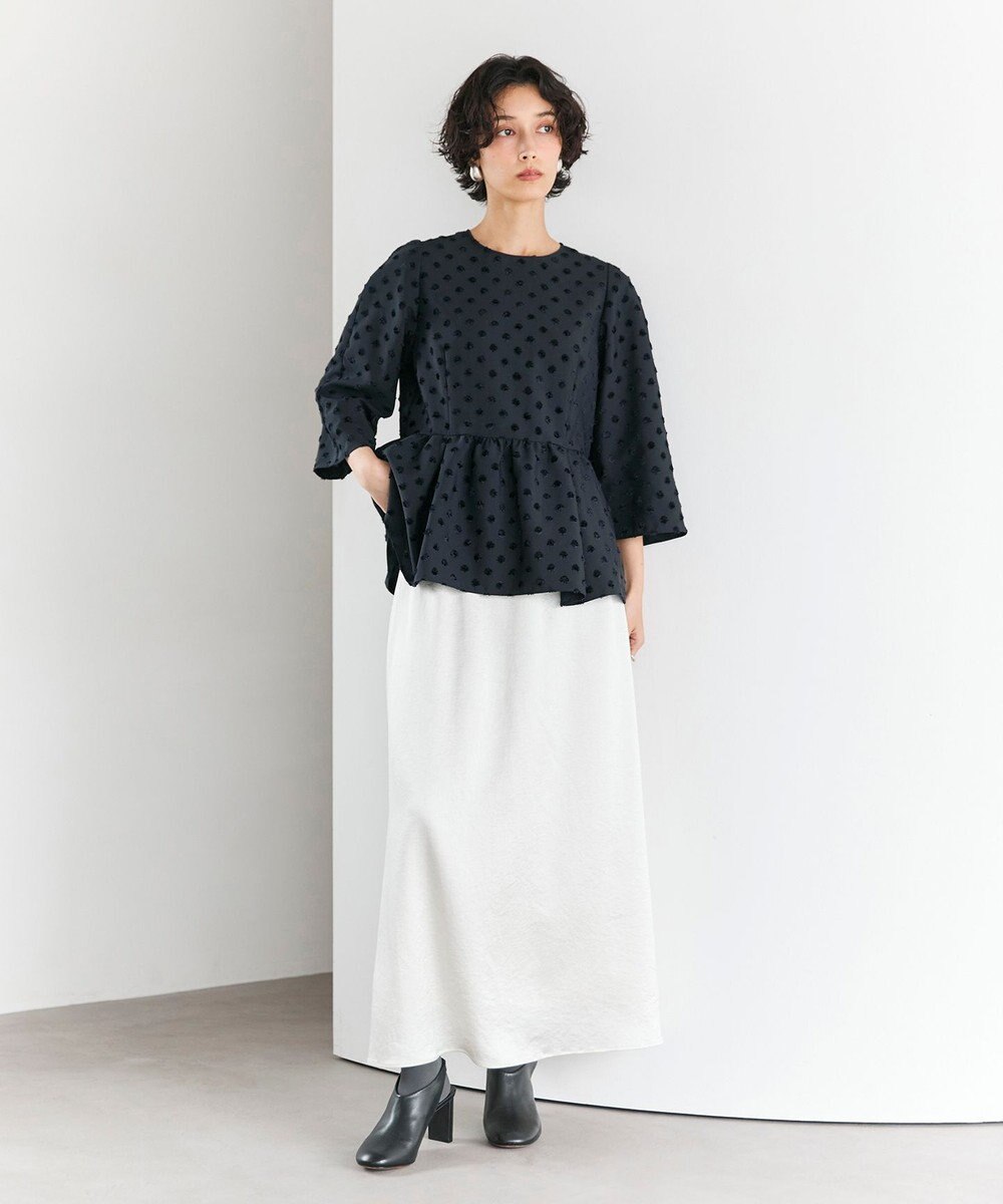 #Newans 【洗濯機可】ジャガ―ドドットペプラムブラウス 
