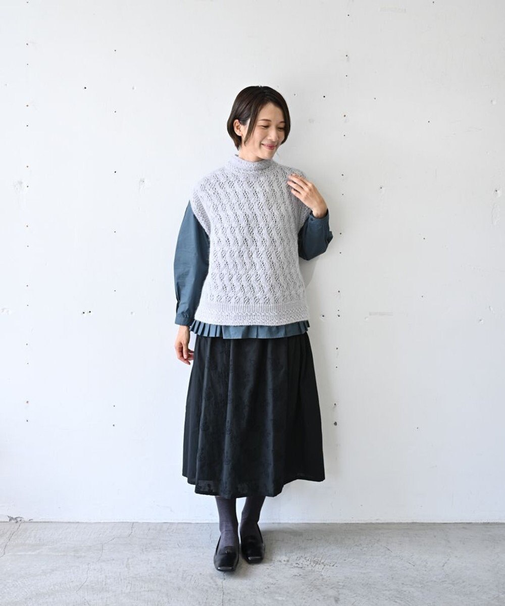 muuc 〈高品質シルク＆アンゴラモヘア〉模様編み ボトルネックベスト 