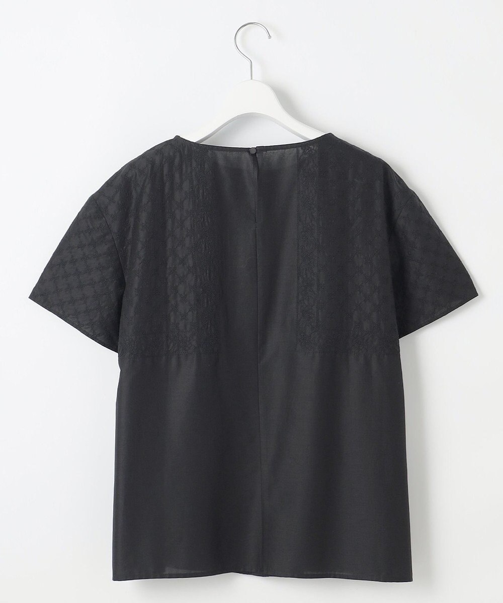 自由区 L 【接触冷感・洗える】エンブロイダリーローン Tブラウス 