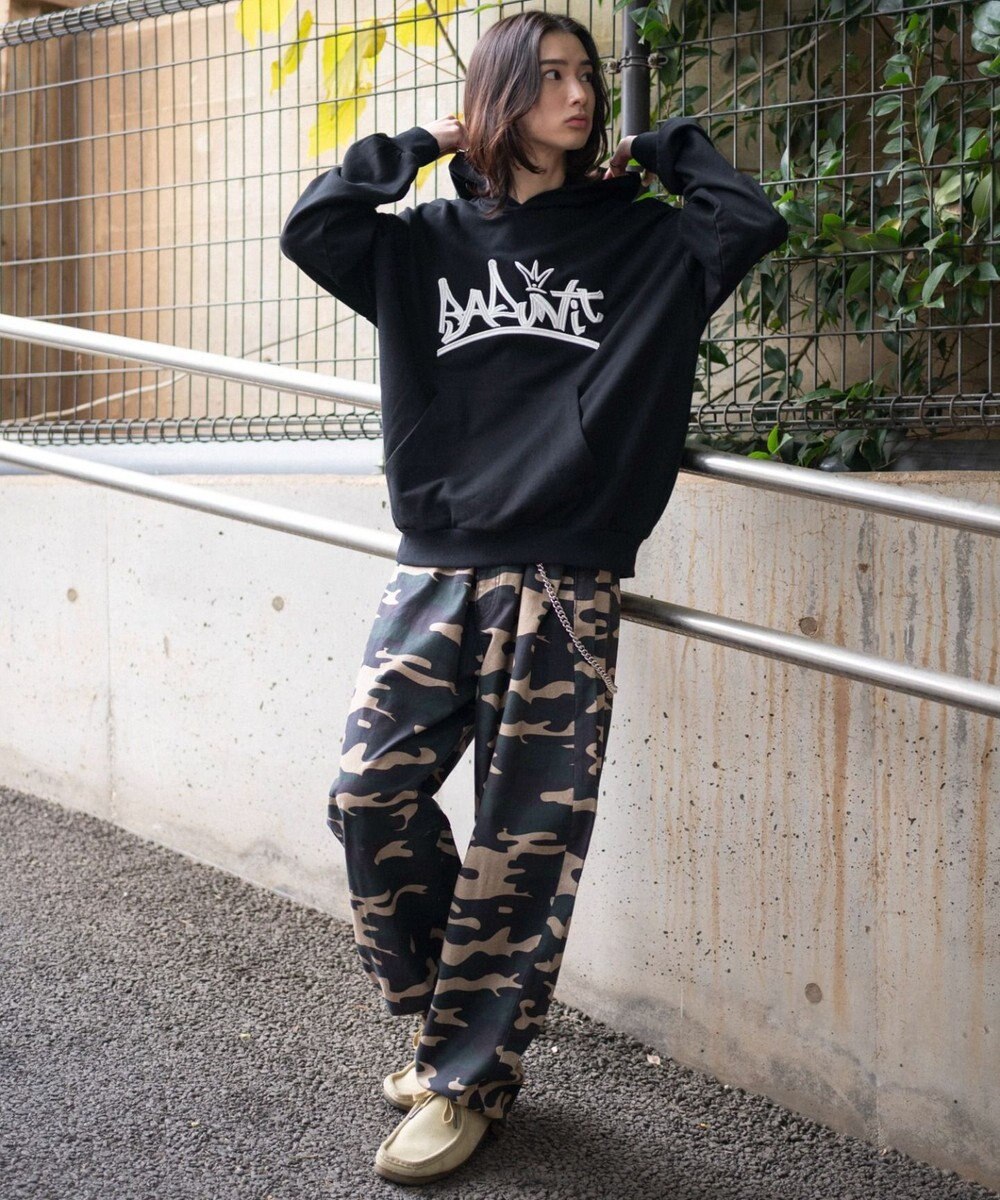 WEGO 【ユニセックス着用ITEM/SMLサイズ展開】グラフィックロゴプルパーカー 