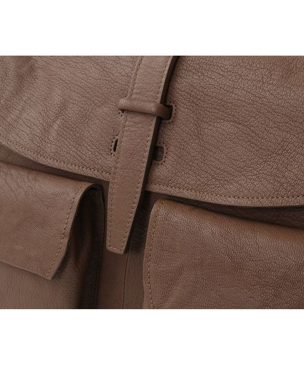 genten ゴートシュリンク かぶせ付ショルダーバッグ 