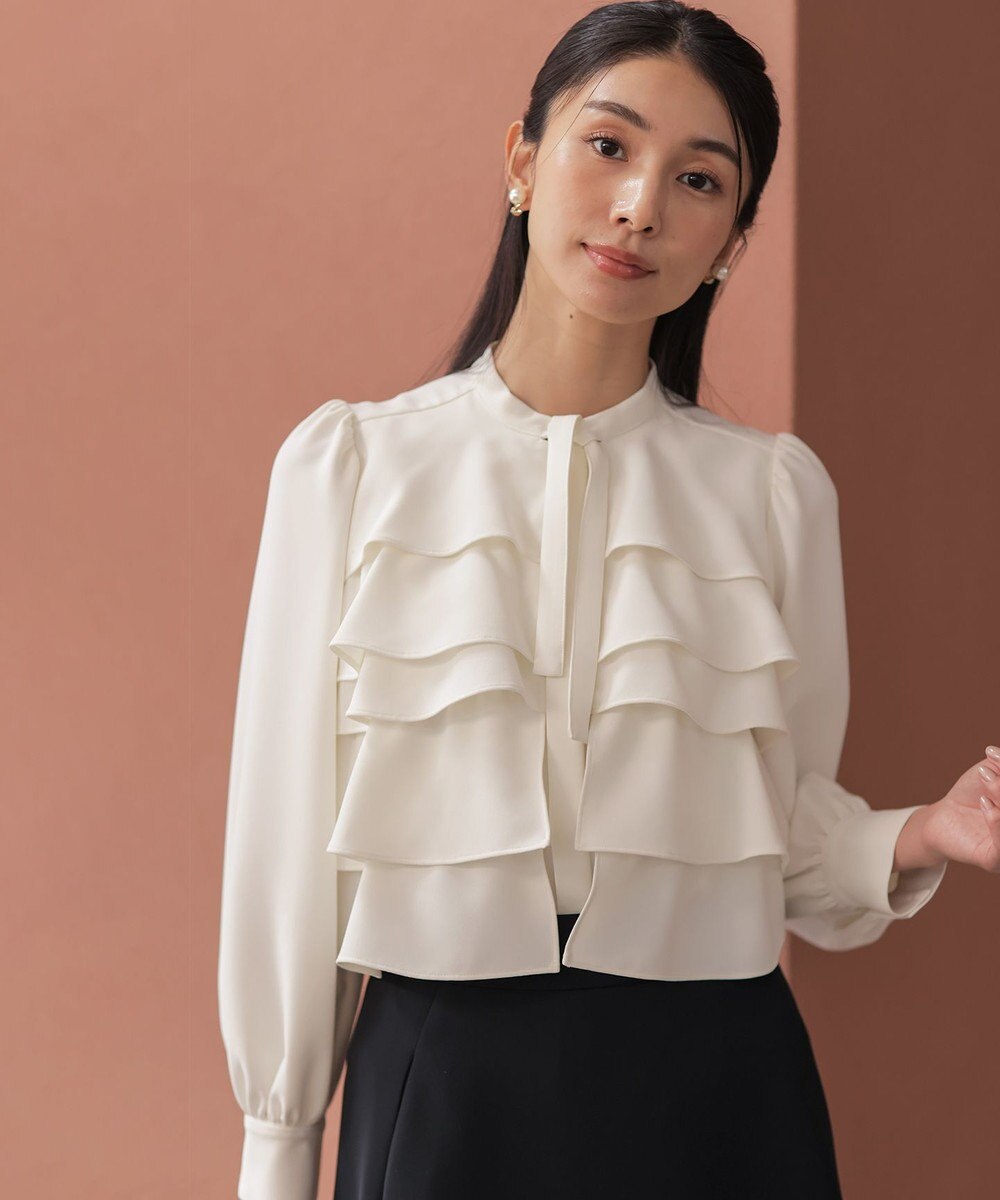 組曲 【KUMIKYOKU NAVY】コンフォータブルドレープ フリルブラウス 