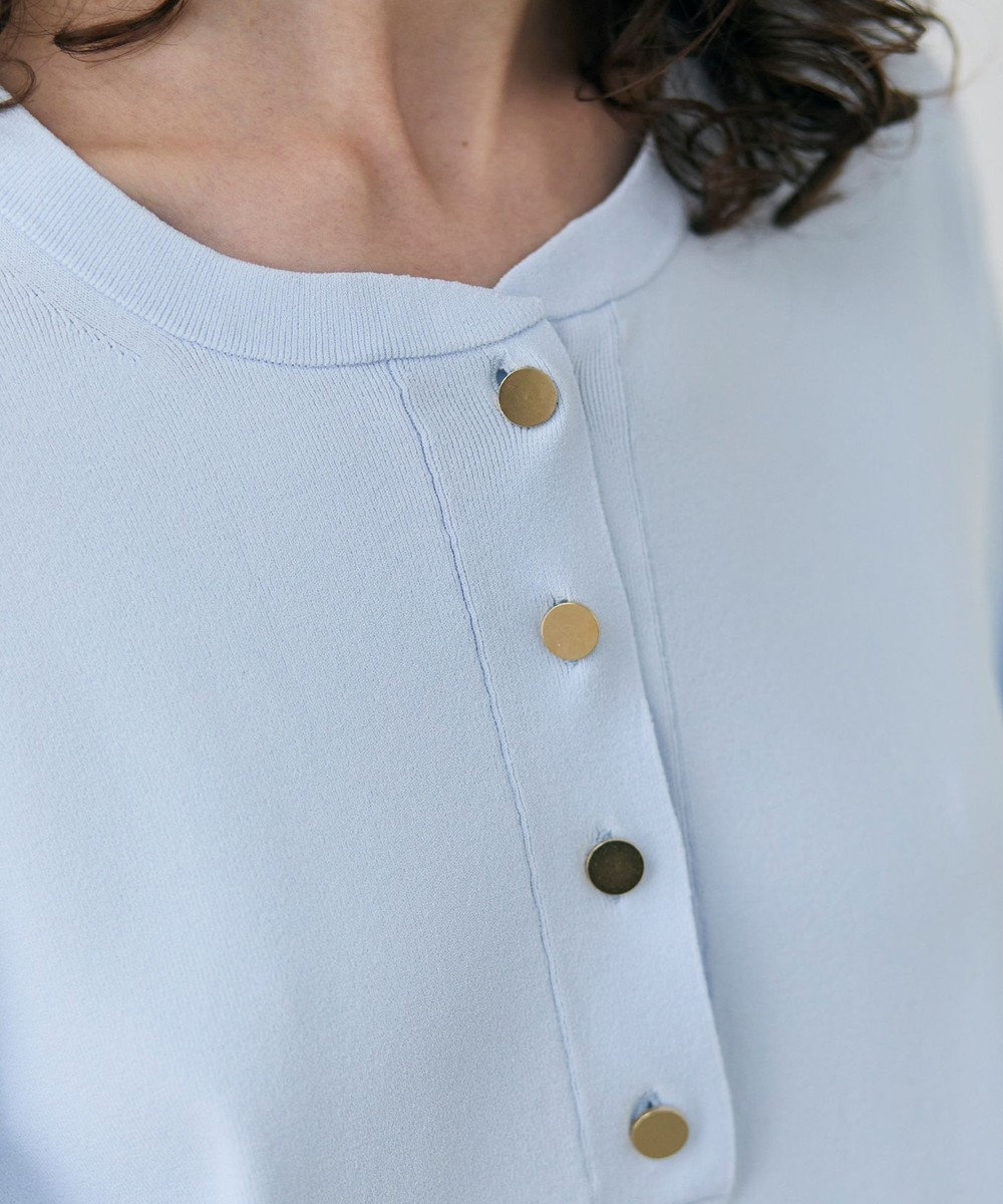 BEIGE， 【洗える】LAURA / クルーネックボタンニットトップス 