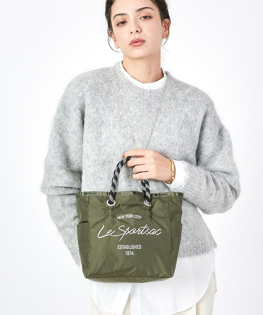 LeSportsac MEDIUM 2 WAY TOTE/２ウェイダークオリーブスクリプト ２ウェイダークオリーブスクリプト