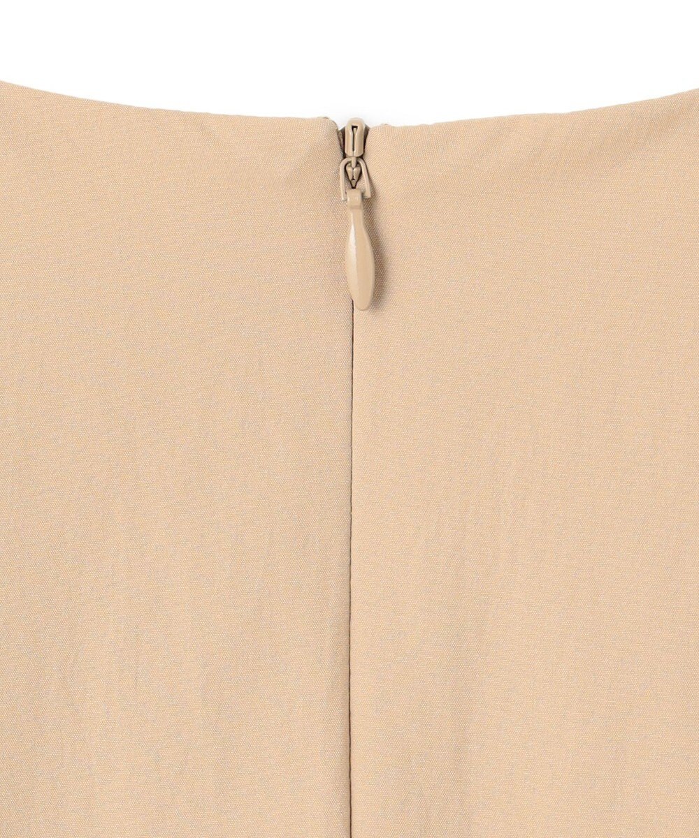 BEIGE， 【接触冷感/UVカット/洗える・BAILA 8.9月合併号掲載】YANN / Vスリットプルオーバーブラウス 