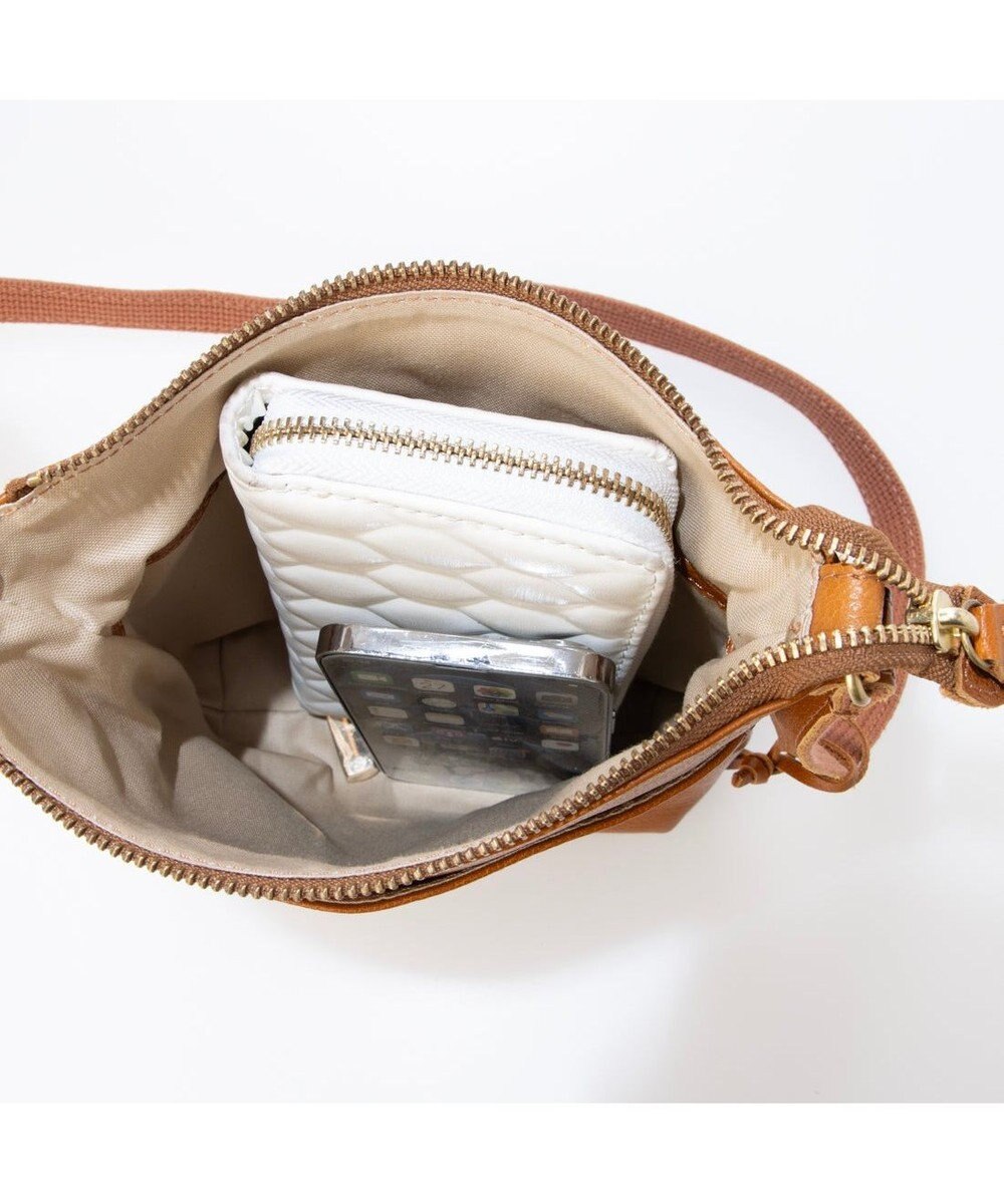 UNBILLION アトランタ ATLANTA / 牛革縦ミニショルダー 