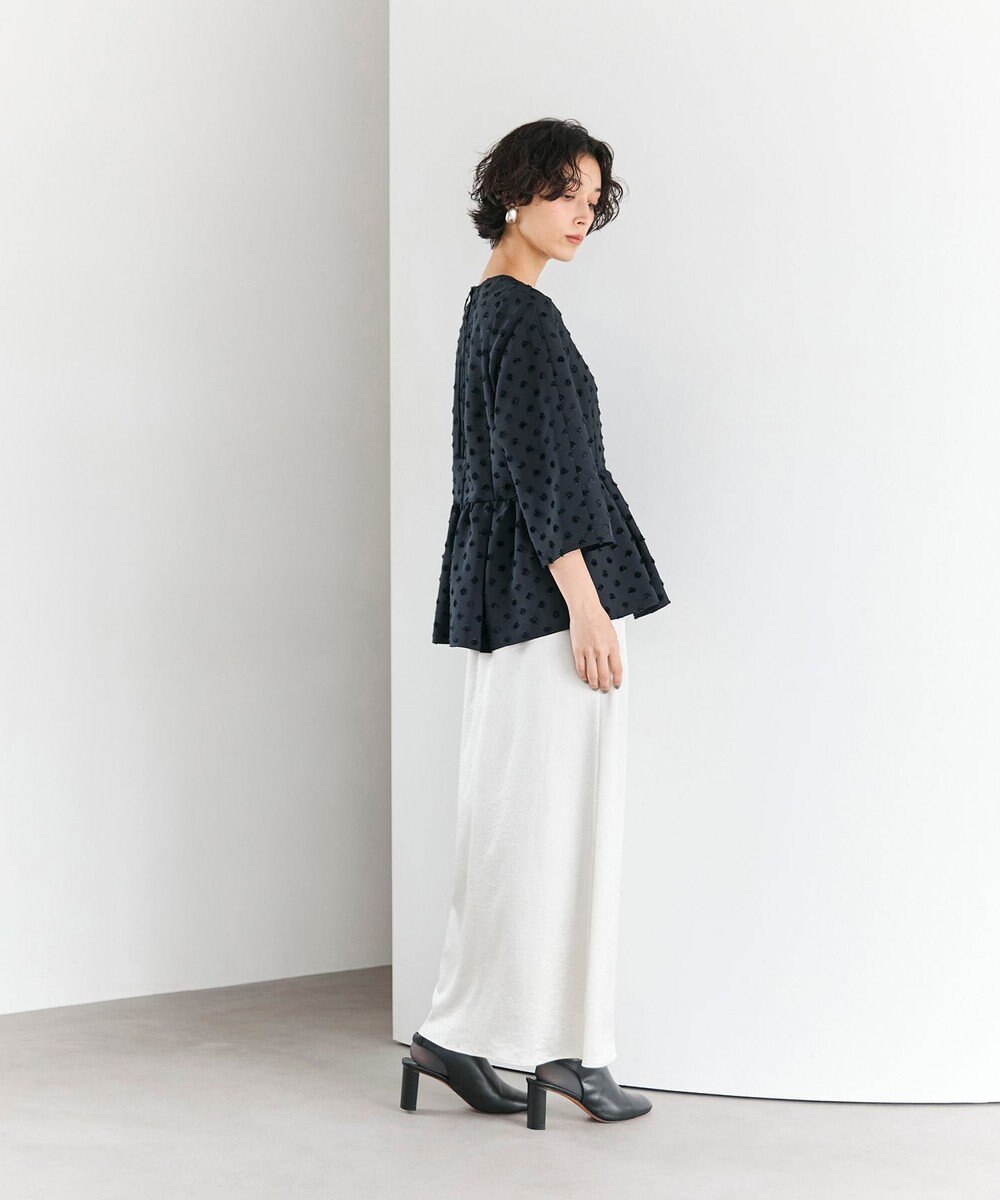 #Newans 【洗濯機可】ジャガ―ドドットペプラムブラウス 