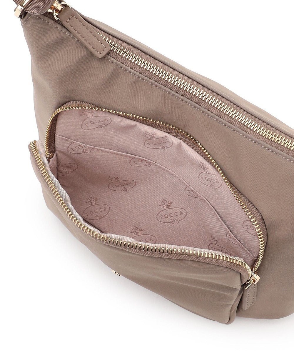 TOCCA 【八木アリサさん着用】OPENING SENSE NYLONBAG ショルダーバッグ 