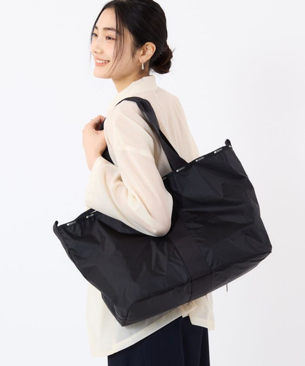 LeSportsac ESSENTIAL LG OPEN TOTE/ブラックC 