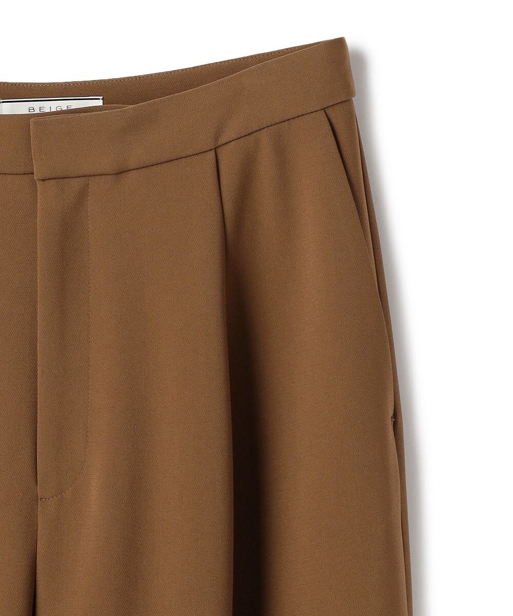 BEIGE， GYPSUM / シルキータッチ セミワイドタックパンツ 