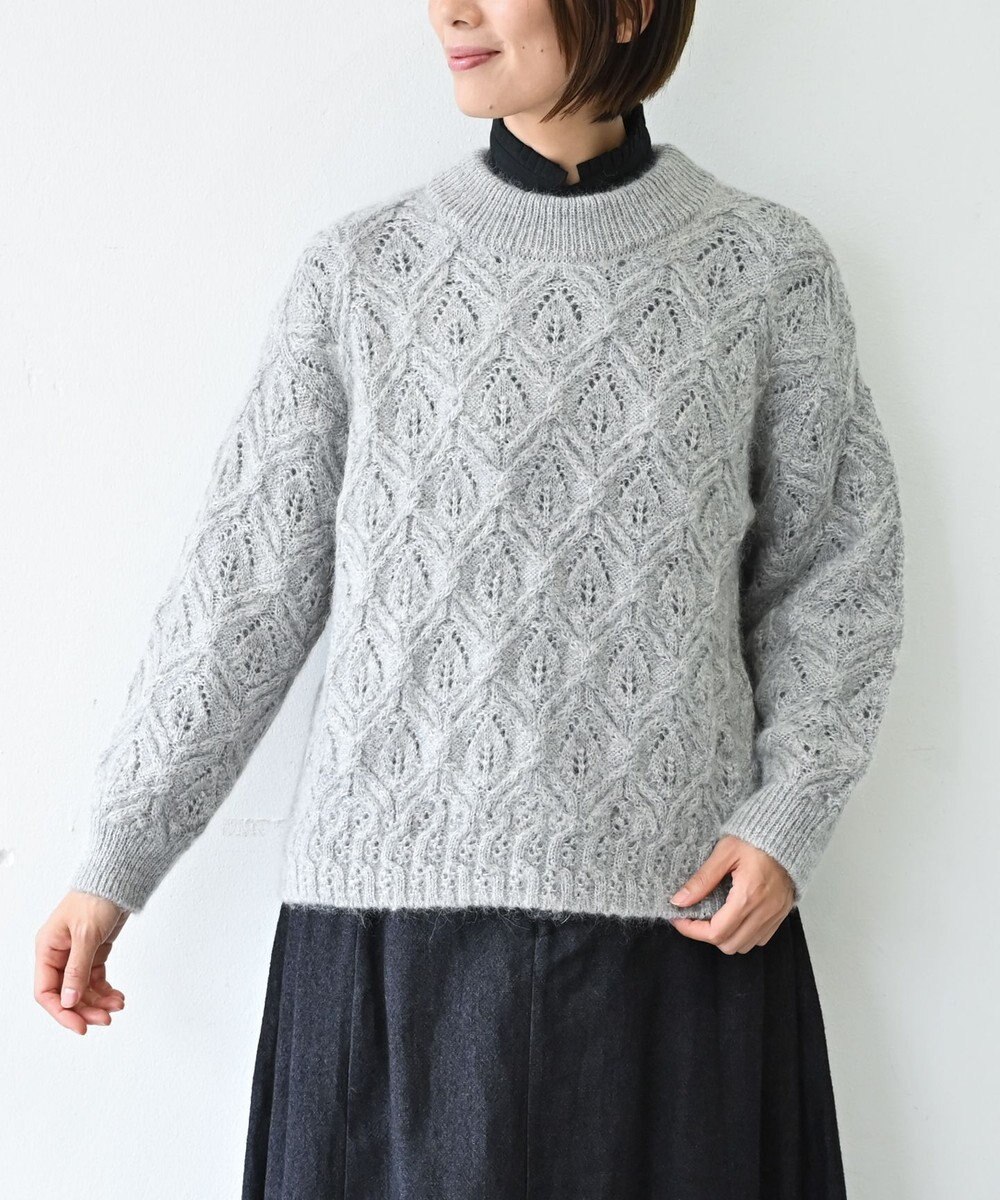 muuc 〈うっとり柔らか上質な極細繊維〉〈キッドモヘア×ウール×アルパカ×シルク〉リーフ模様編み セーター 