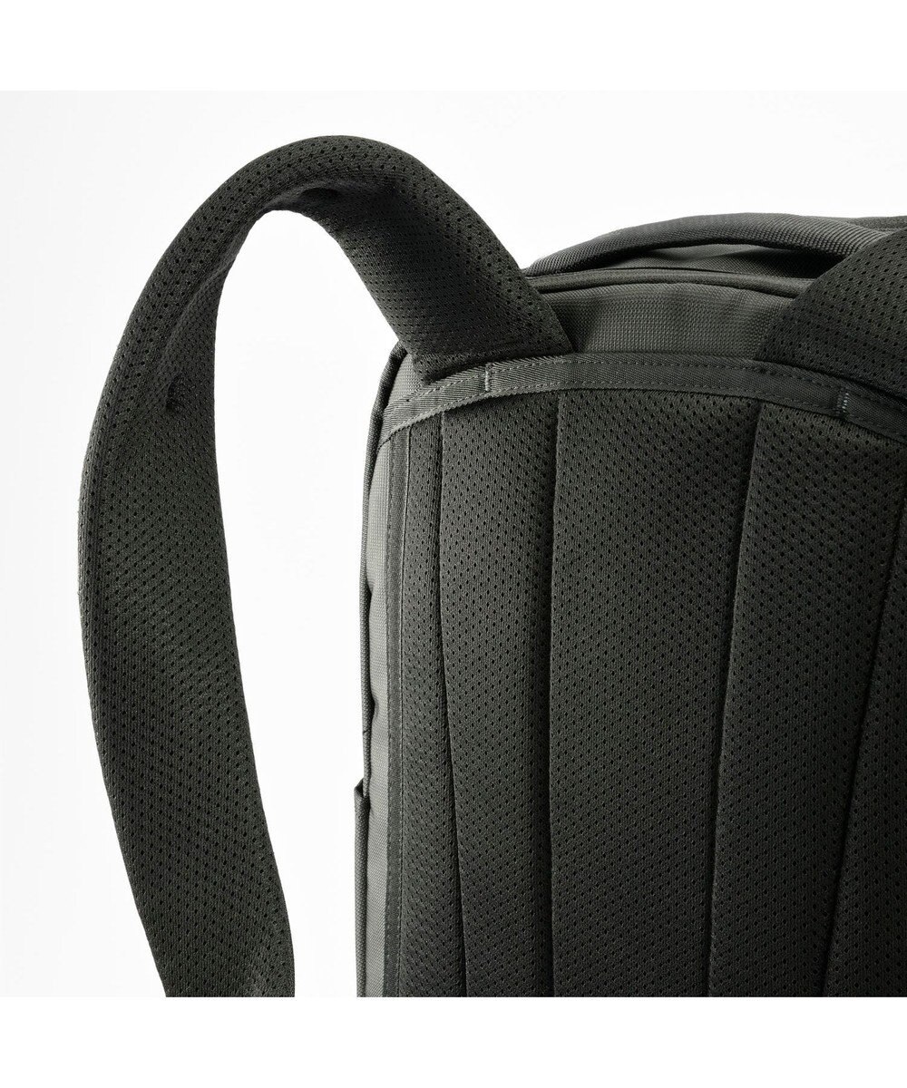 ACE BAGS & LUGGAGE ace. シルパック ビジネスリュック  B4サイズ 15.6インチPC収納 軽量 68882 エース 