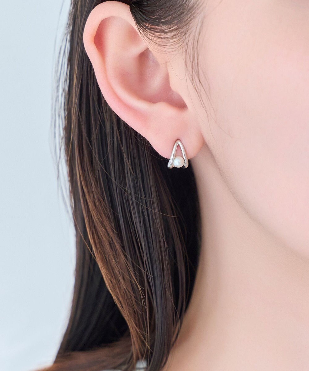 Phoebe 【痛くないシリーズ/金属アレルギー対応】ドロップパールライトフィットイヤリング　シルバー 