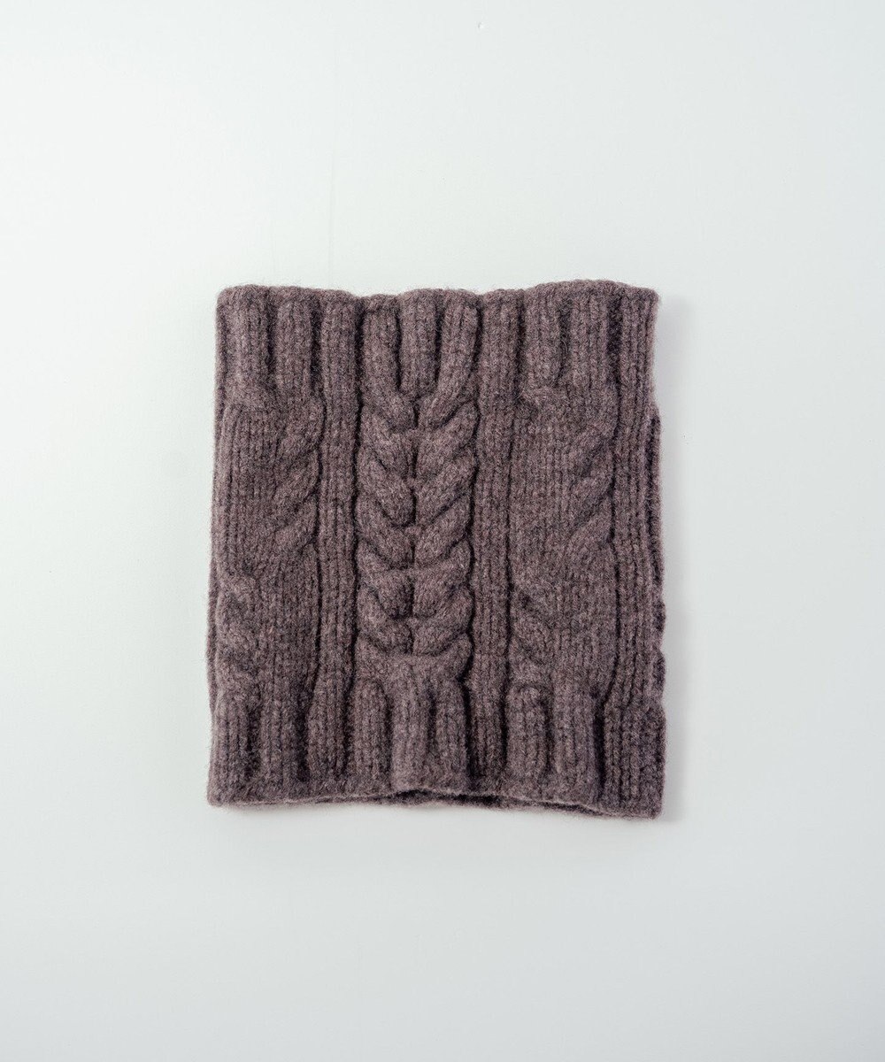 AND WOOL 〈上質な素材と手仕事から生まれた優しいニット〉メリノウール・ケーブル編みスヌード 