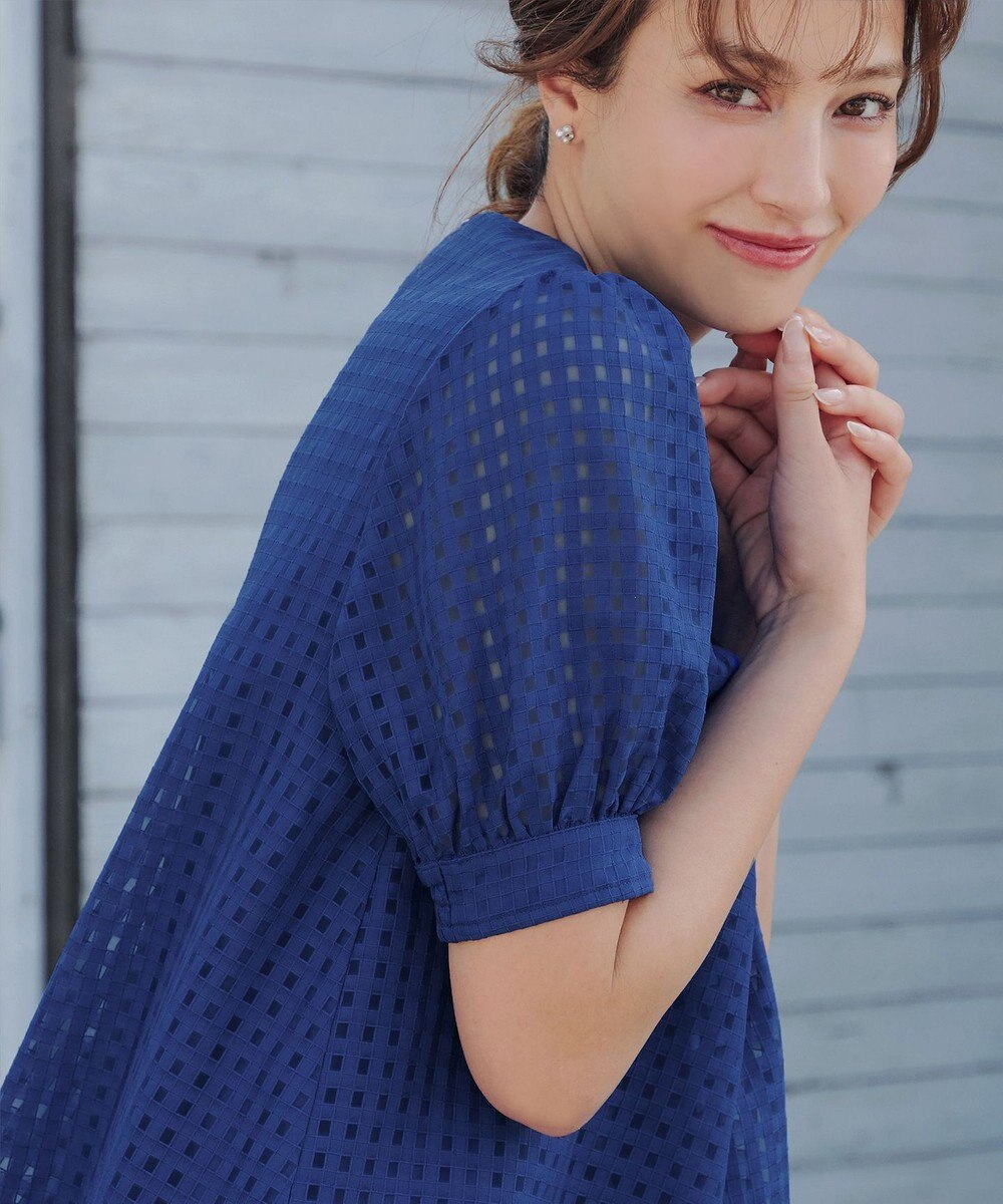 Tiaclasse 【洗える】シアーチェックパフスリーブチュニックブラウス 