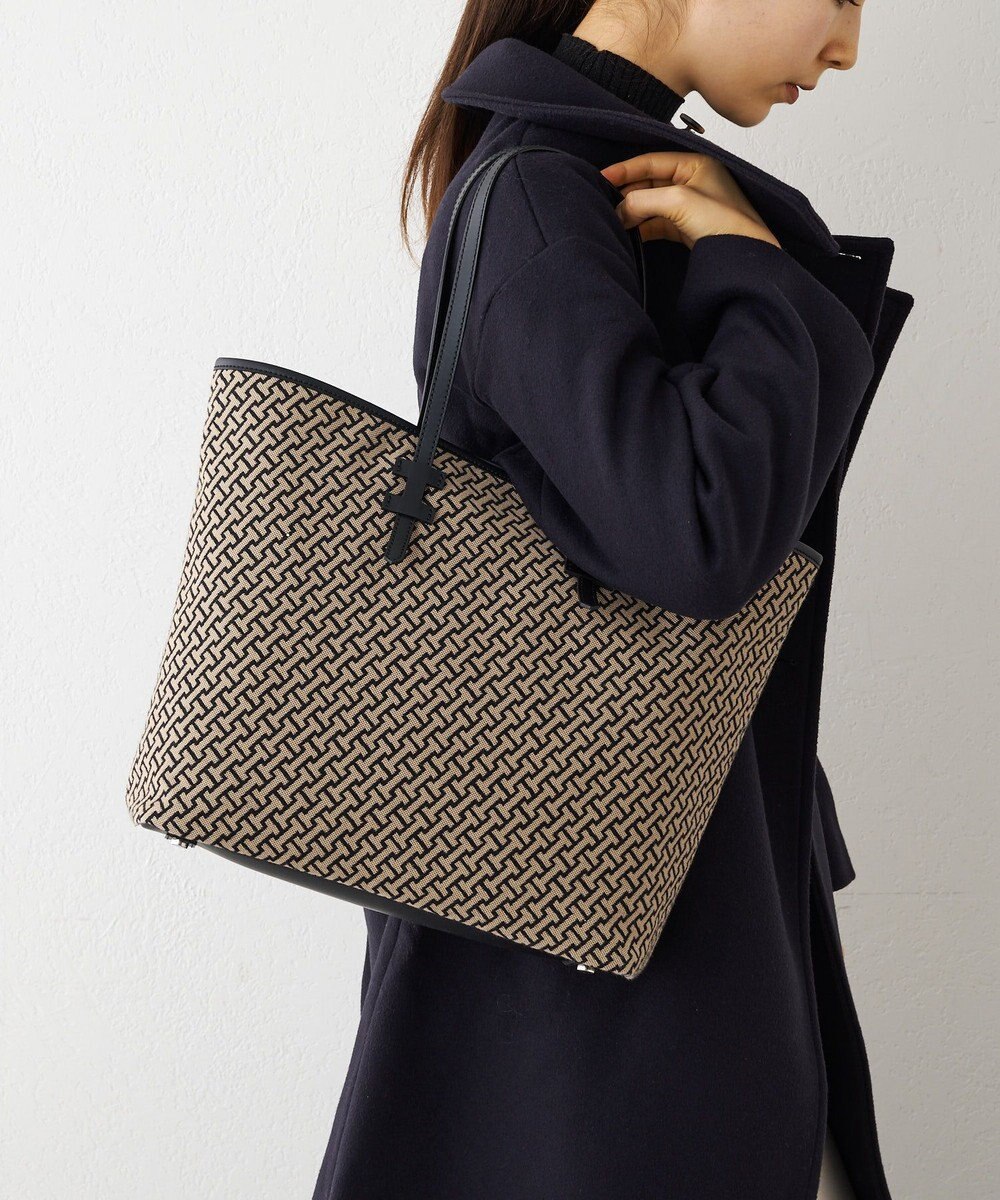 IACUCCI モノグランマ L JACQUARD/RUGA 