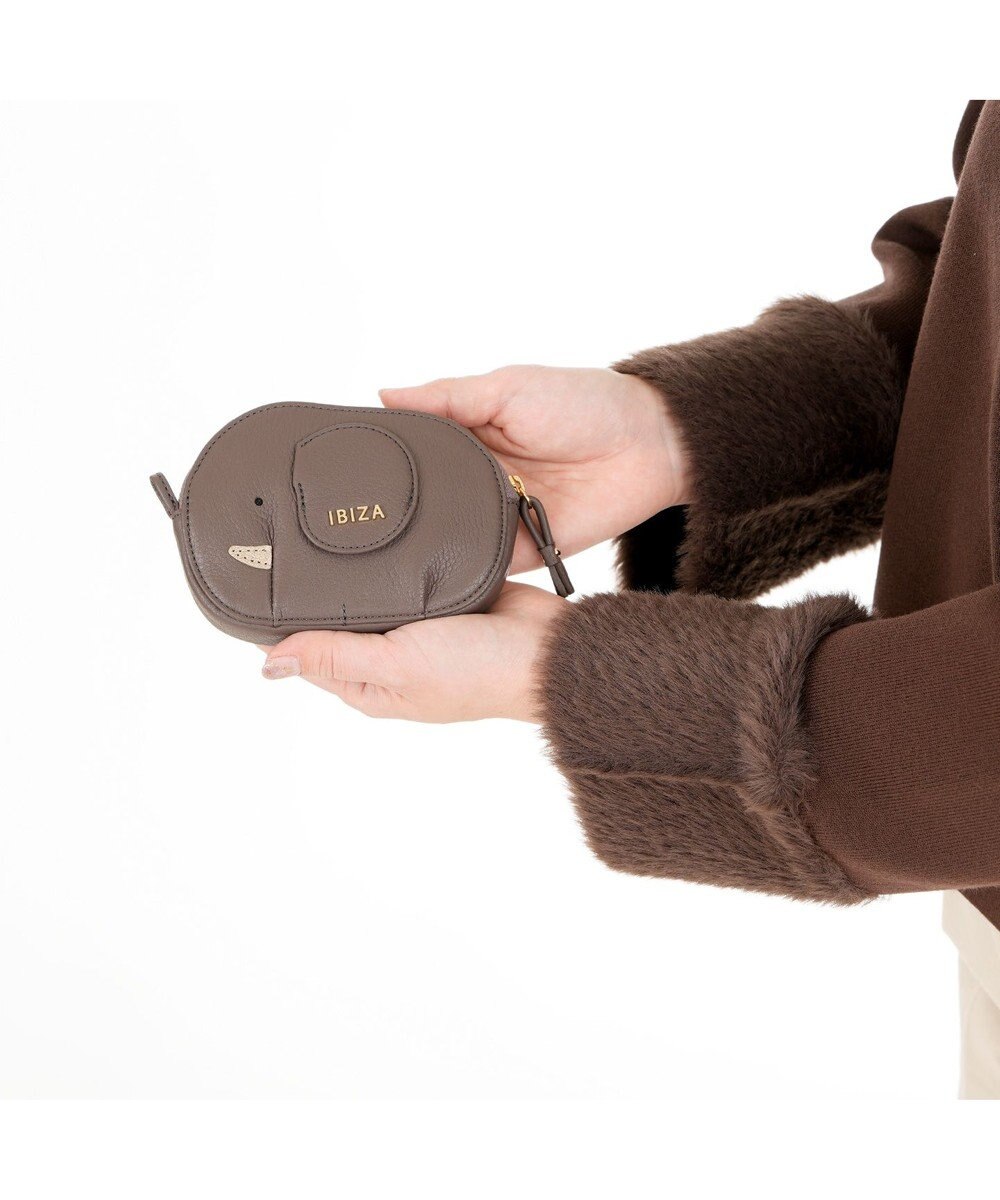 IBIZA アニマーダ　牛革　マルチケース（ゾウ） 