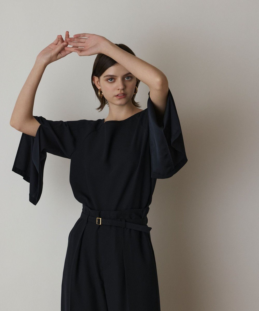 GRACE CONTINENTAL スリットスリーブトップ 