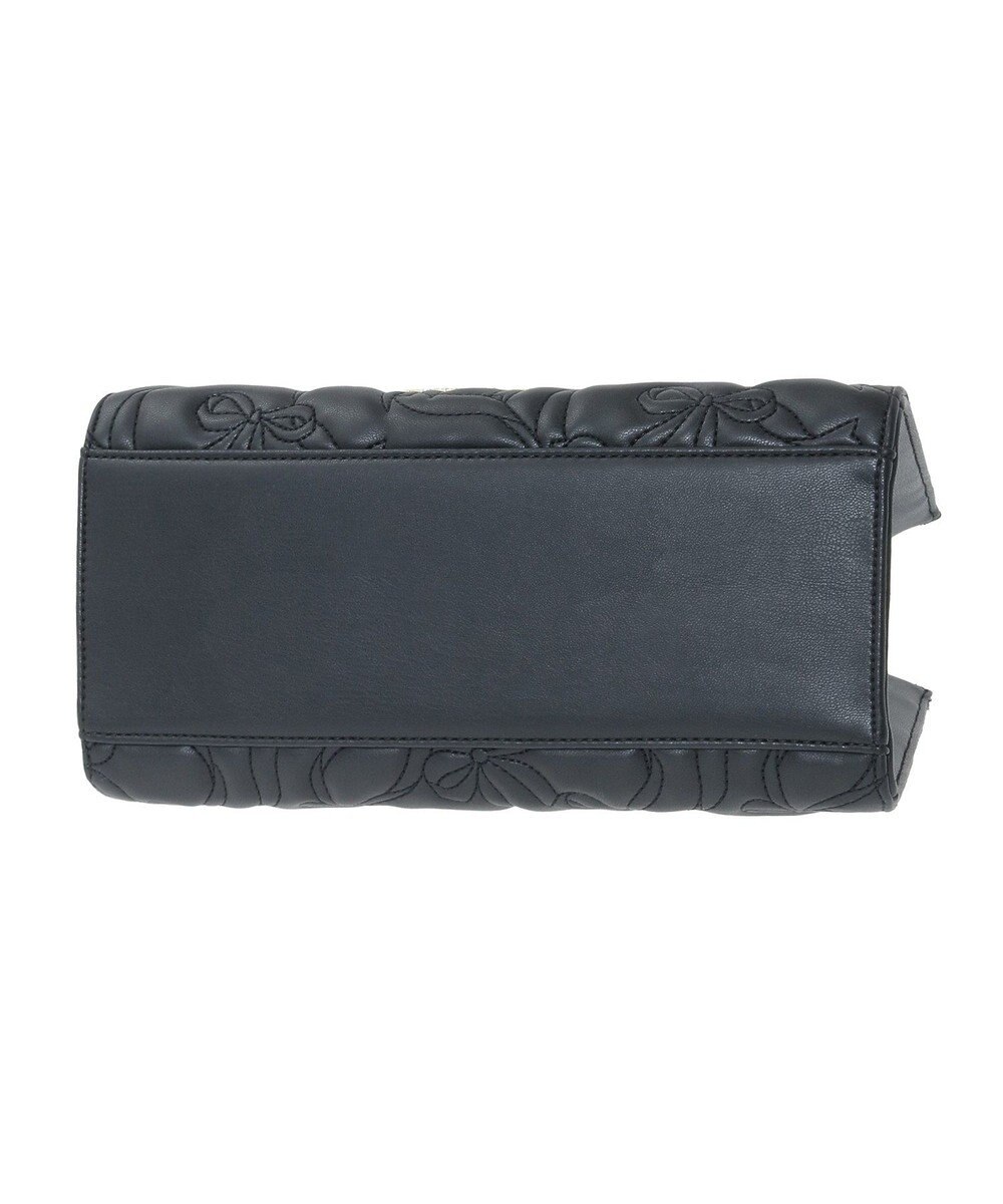 Maison de FLEUR チャーム付きリボンキルティングトートバッグ 