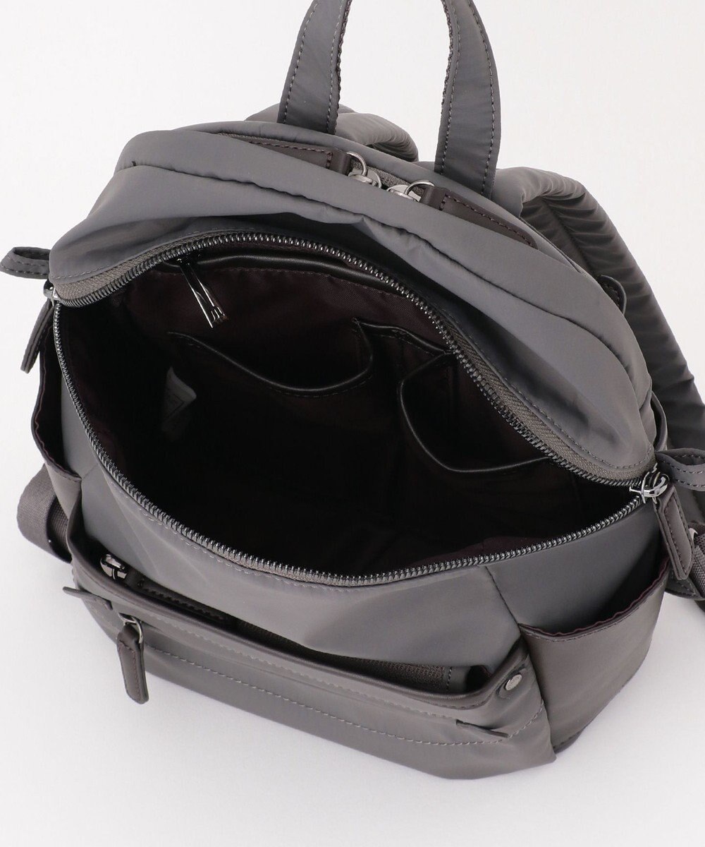 Y'SACCS 【ナイロンタフタ×リサイクルレザー】デイリーミニリュック 