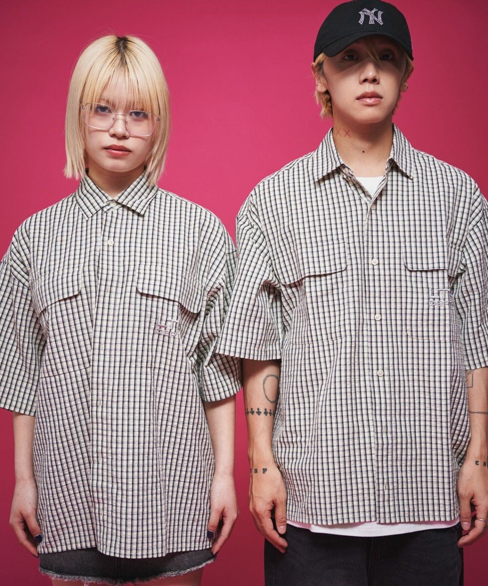 WEGO 【ユニセックス着用ITEM】ミニマムチェックロゴシャツ（SS） 