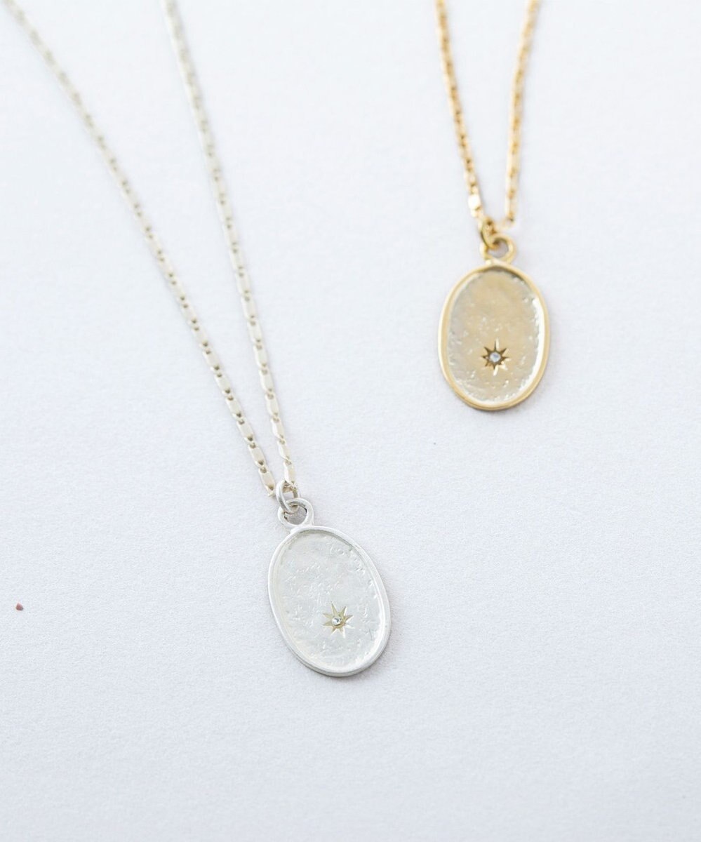 Pisceans オーバルメダイユネックレス 