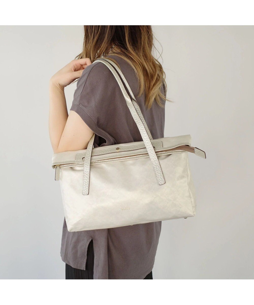 PELLE BORSA サイズチェンジトートバッグ  Alive アライブ 4442 