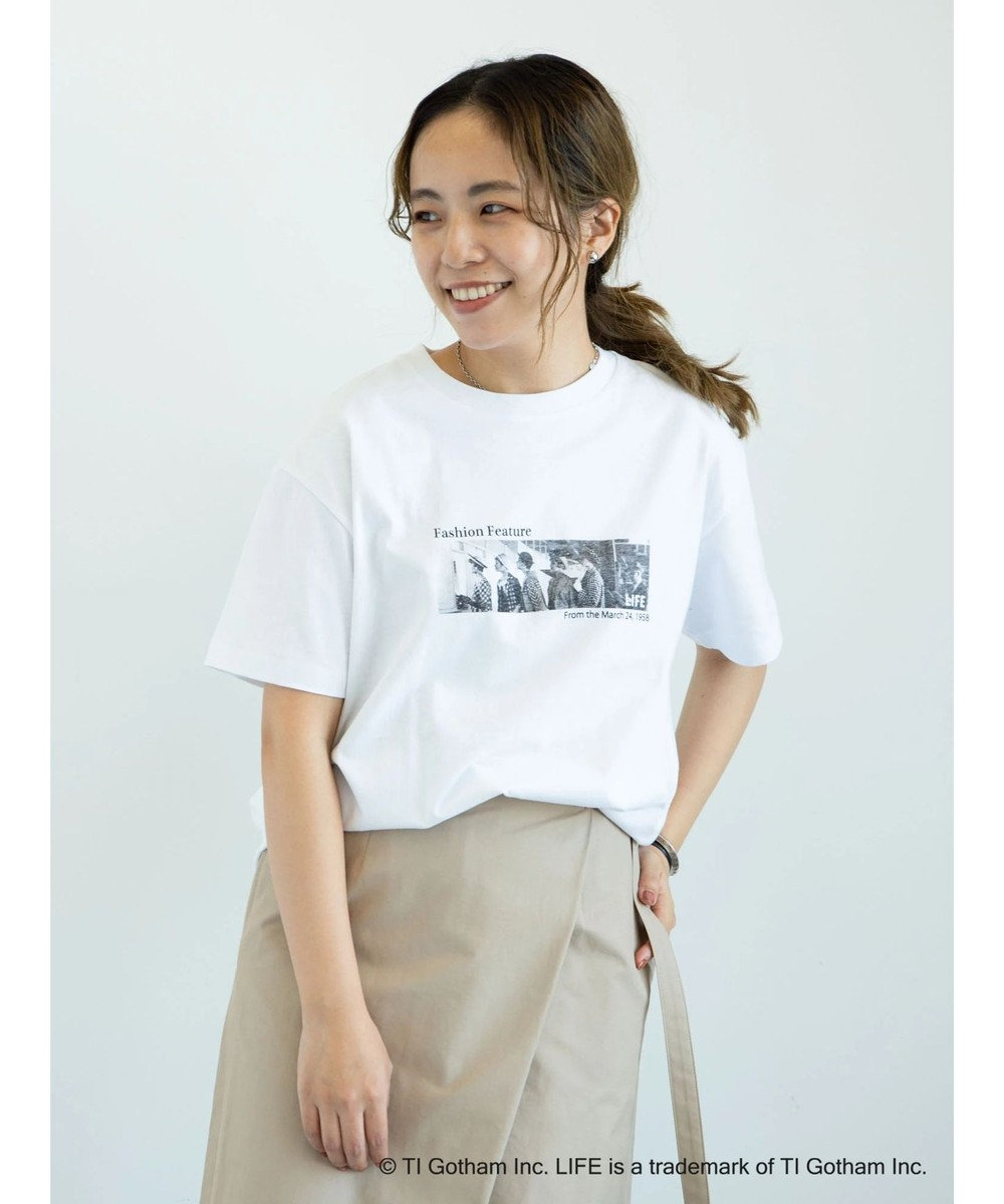 earth music&ecology 【WEB限定】ＬＩＦＥ　ＰＨＯＴＯ　Ｔシャツ Off White