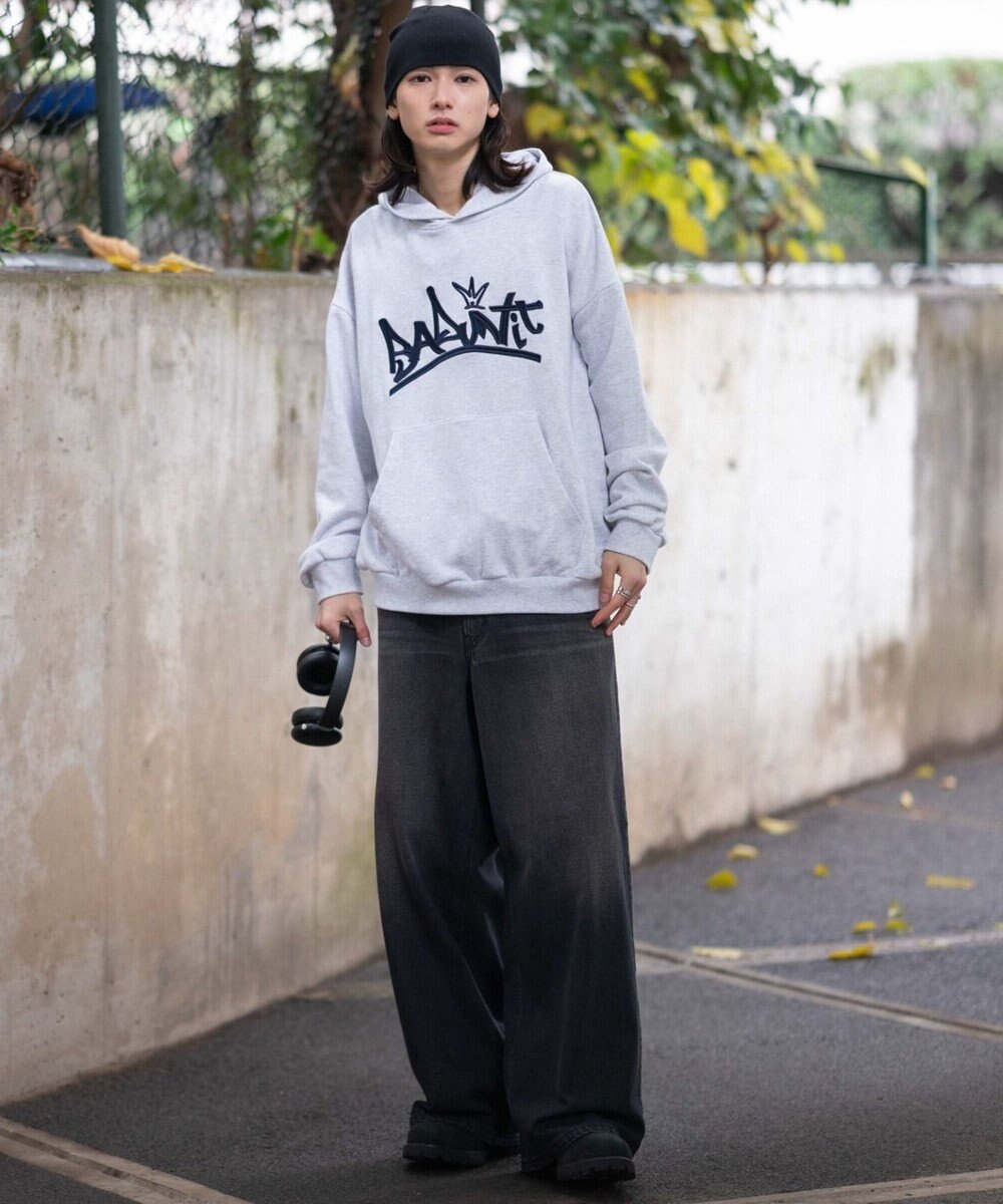 WEGO 【ユニセックス着用ITEM/SMLサイズ展開】グラフィックロゴプルパーカー 